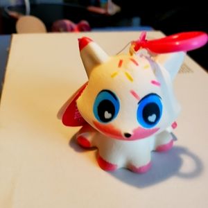 Mix and match 3 for $ 10 Cupcake 🥳friends Sqwishy key chain